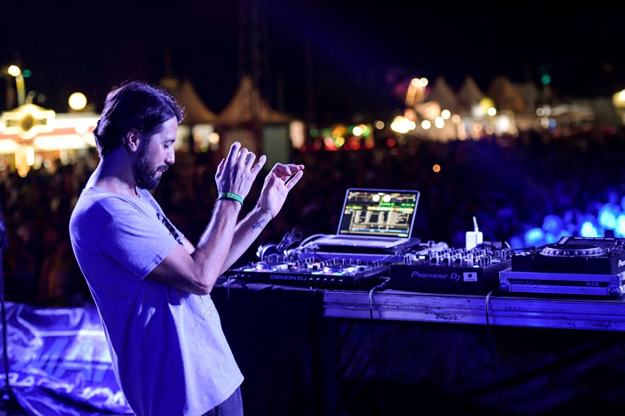 Leon Selector